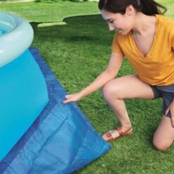 Bestway Tapis De Sol Pour Piscine Flowclear 335x335 Cm 13 Bestway Tapis De Sol Pour Piscine Flowclear 335x335 Cm -Mobilier De Jardin Soldes bestway tapis de sol pour piscine flowclear 335x335 cm 3666722778800 1221011
