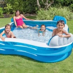 INTEX Piscine Gonflable Avec 4 Sieges Pour Enfant Et Famille - 2,29x2,29x0,66m -Mobilier De Jardin Soldes intex piscine gonflable avec 4 sieges pour enfant et famille 2 29x2 29x0 66m 6941057454757 559533